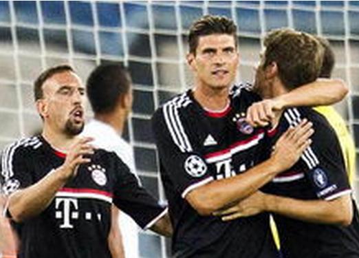 德比战投掷物品，西足协处罚塞维利亚部分看台关闭3场+罚款（因德比投掷事件，西足协重罚塞维利亚：部分看台封闭3场并罚款）