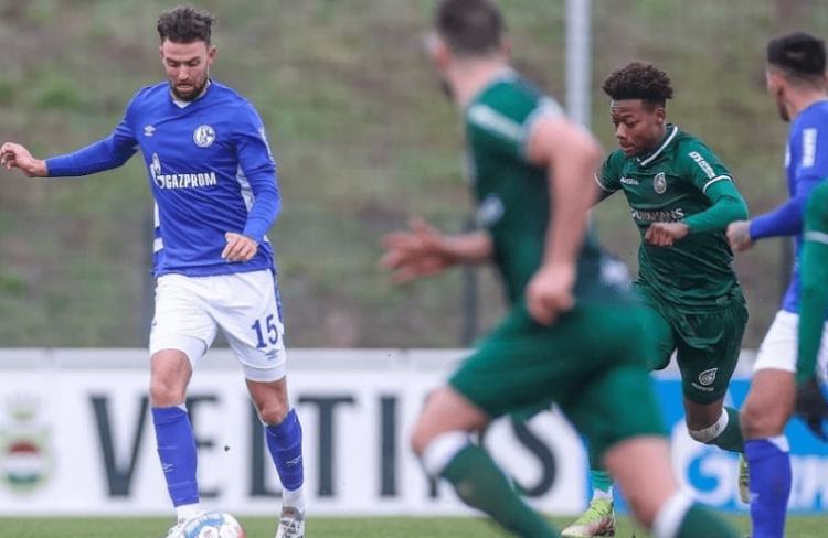 的未来却充 的未来却充